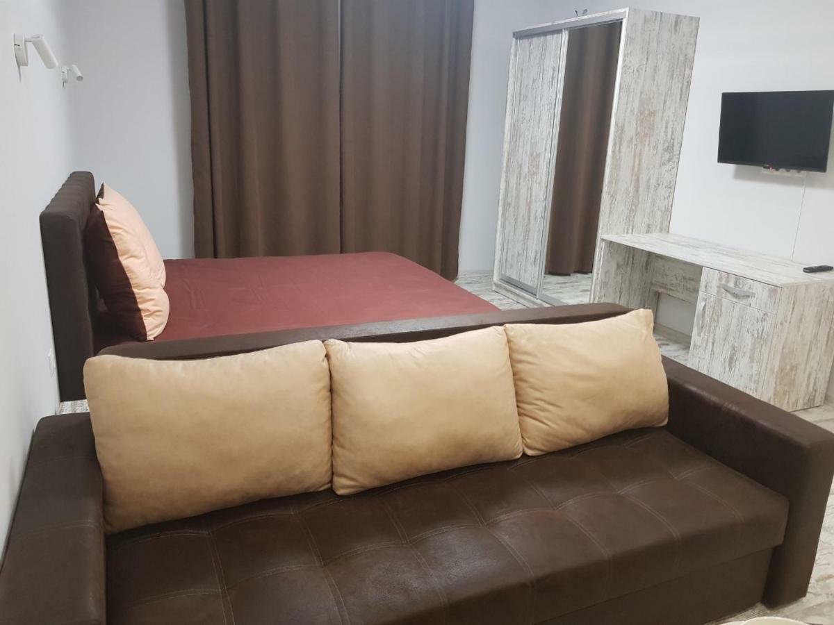 Silver Star Apartment 40M Ужгород Екстер'єр фото