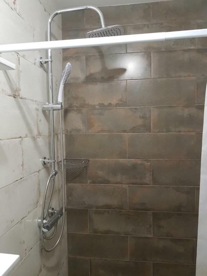 Silver Star Apartment 40M Ужгород Екстер'єр фото