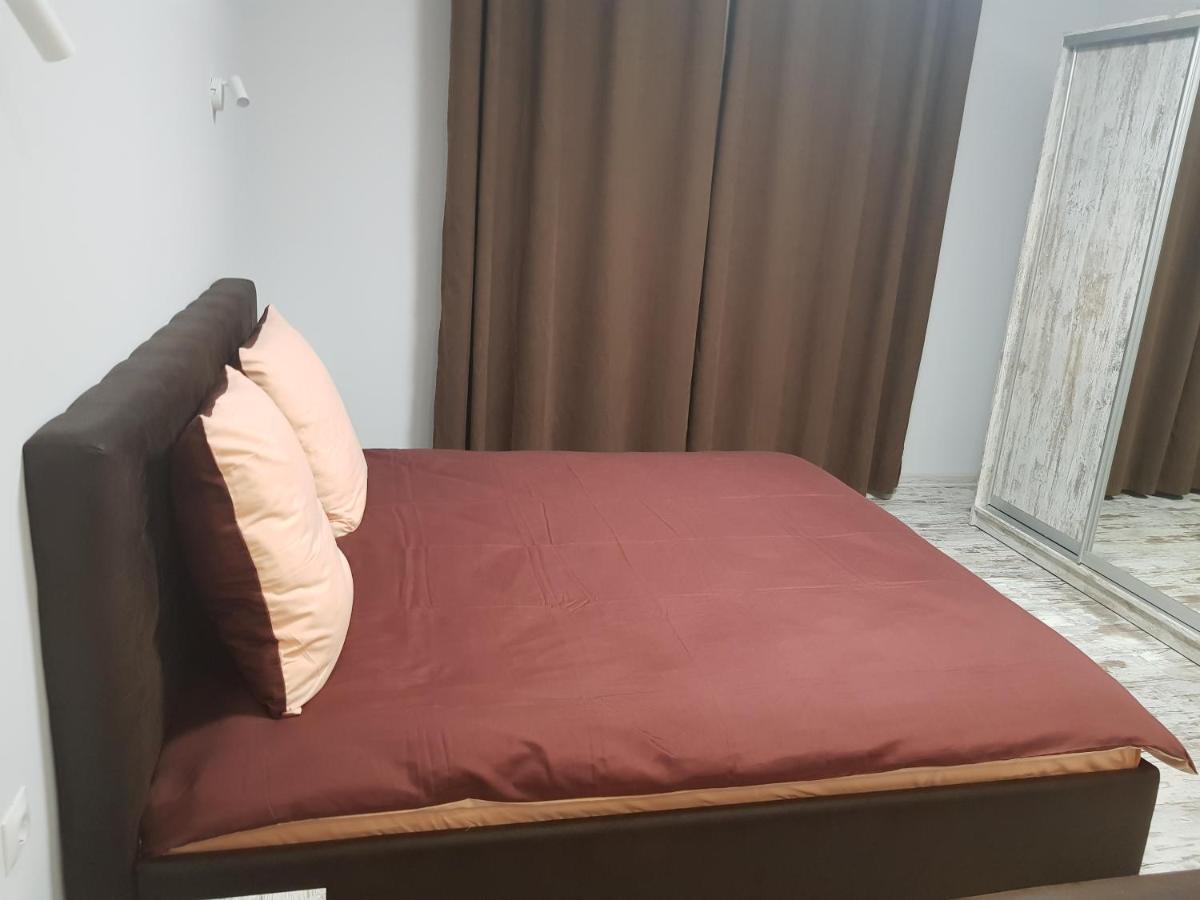 Silver Star Apartment 40M Ужгород Екстер'єр фото