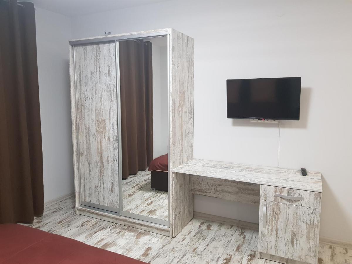 Silver Star Apartment 40M Ужгород Екстер'єр фото